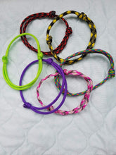 Load image into Gallery viewer, Paracord collars - Puppy Collars & Things